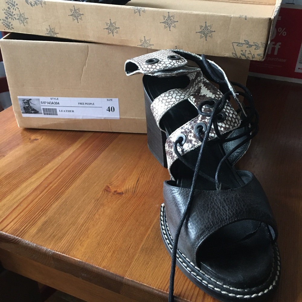 Free People snake & black leather sandals, sz 40